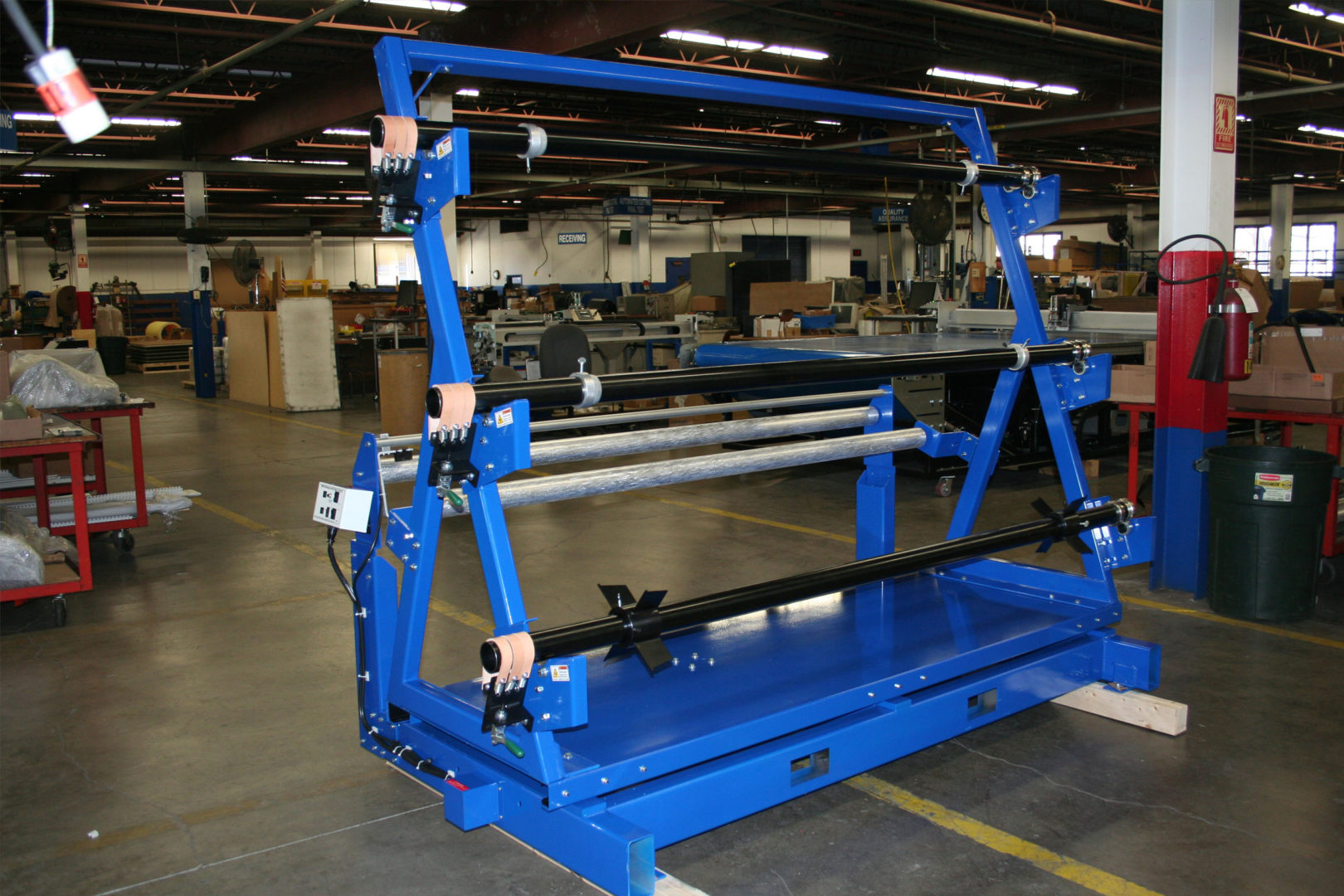 Roll Stand For 3 Or 4 Rolls - Eastman Machine Company