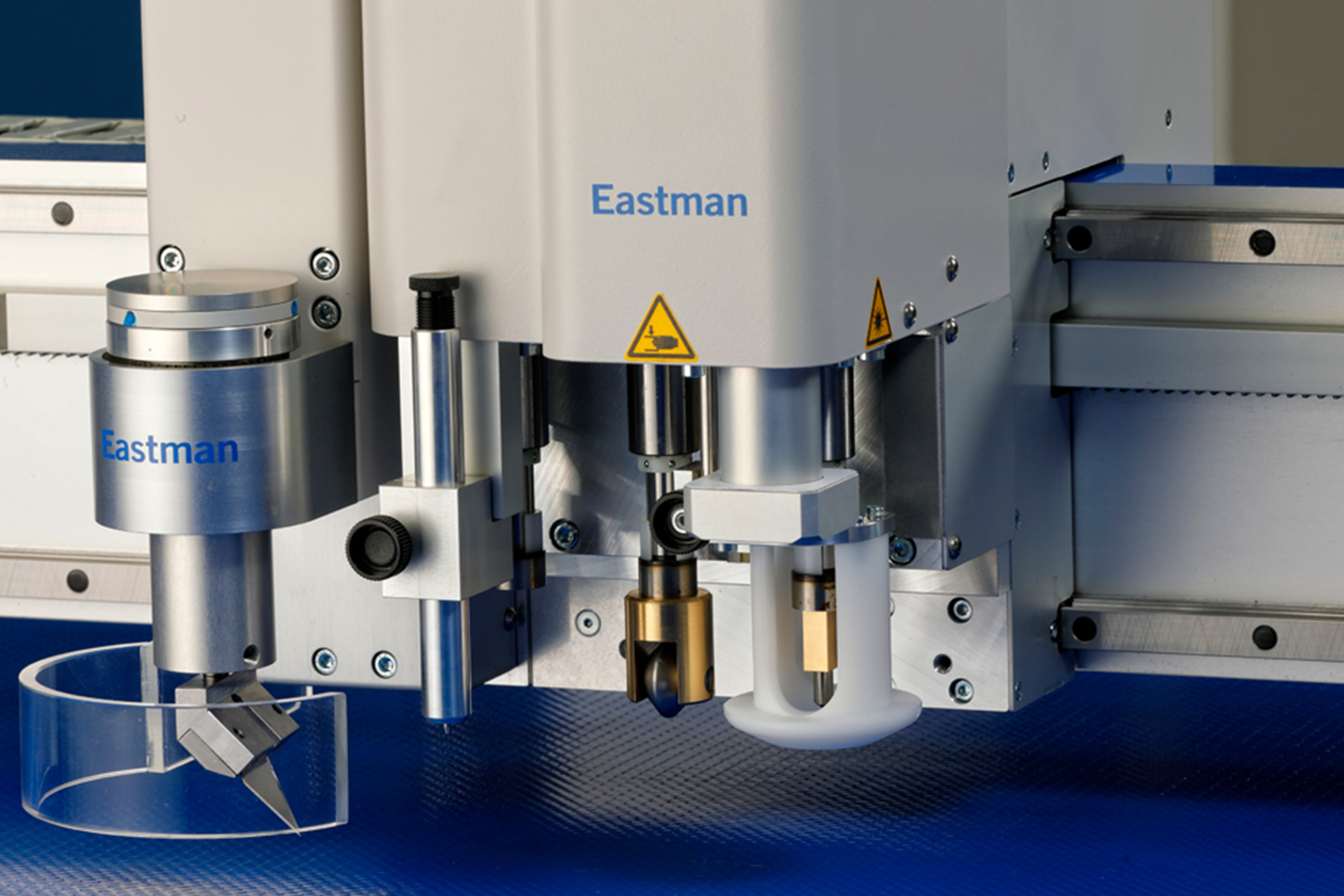 Rotary blade cutting machine - FALCON® AIR - Eastman Machine Company - for  fabrics / hand-held / pneumatic
